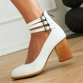 Casilda | Glatte Sandalen mit Riemen und dicker Absatz