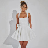 Damen Minikleid mit Schleife | Hoch taillierter Schnitt