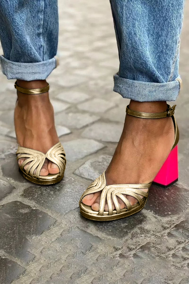 Milviana | Klassische Sandalen mit Riemen und offenen Zehen